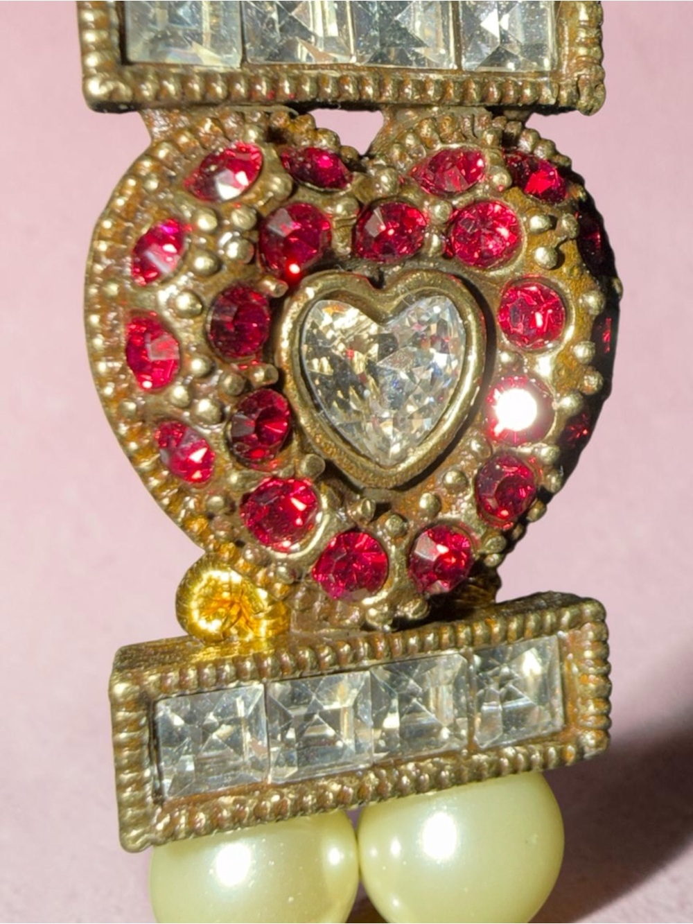 Heidi Daus Faux Pearl Crystal Heart Statement Necklace 18” w/Extender - Picture 5 of 8